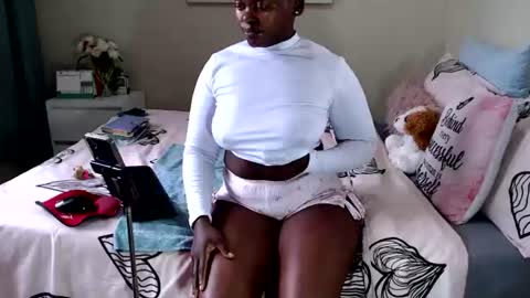 fitblair66_ online show from July 12, 2026, 1:35 pm