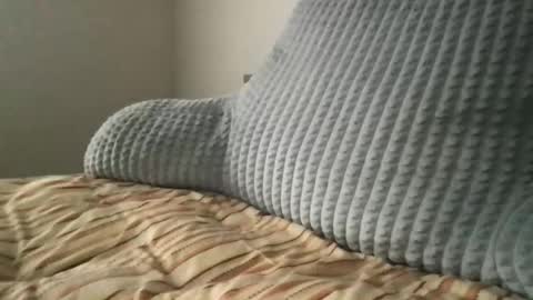 Snapshot of fitcollegestudxx chatting on January 18, 2026, 3:27 pm FitCollegeStudxx online show from January 18, 2026, 3:27 pm