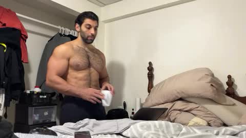 fitcurvyman4fun_69 online show from March 7, 2026, 6:05 pm