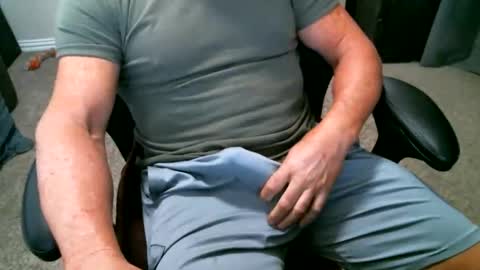 fitguy40 online show from November 23, 2025, 10:09 pm