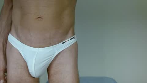 Snapshot of fithotguy90 chatting on July 5, 2026, 12:06 am Luis online show from July 5, 2026, 12:06 am