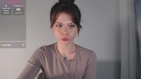 fitmila online show from July 25, 2026, 8:28 pm