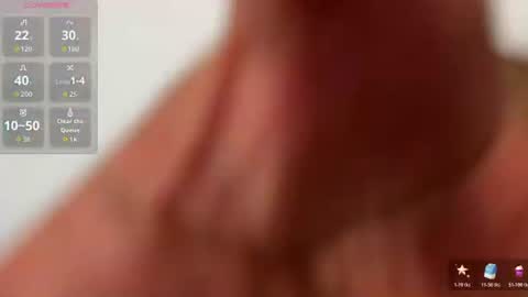 Snapshot of fitnolan chatting on July 15, 2026, 1:16 pm Elias Valencia online show from July 15, 2026, 1:16 pm