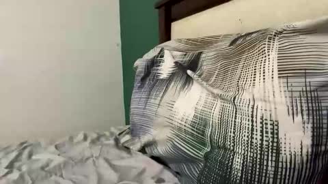 FittBoy online show from April 10, 2026, 3:06 pm