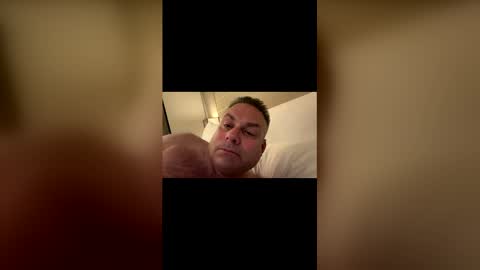 Snapshot of fittiesonly chatting on April 21, 2026, 11:40 pm fittiesonly online show from April 21, 2026, 11:40 pm