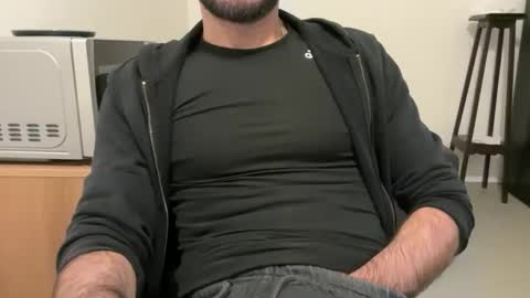 Snapshot of fla85 chatting on October 22, 2025, 11:59 pm Fla is short for Flavio online show from October 22, 2025, 11:59 pm