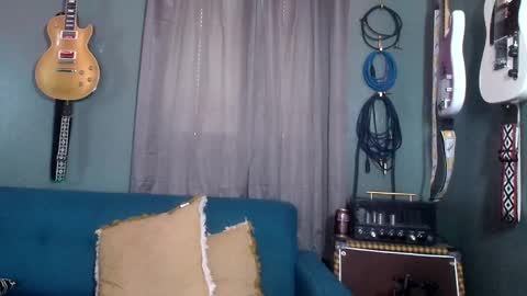 Snapshot of flanneldong chatting on October 12, 2025, 7:13 pm Flannel Dong online show from October 12, 2025, 7:13 pm