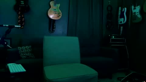 Snapshot of flanneldong chatting on October 23, 2025, 2:27 pm Flannel Dong online show from October 23, 2025, 2:27 pm