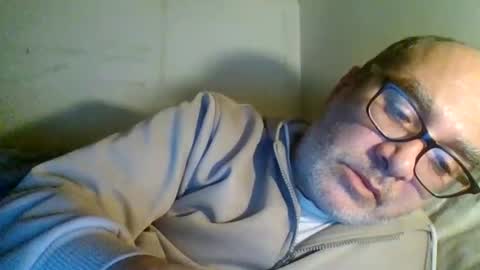 Snapshot of flashdreaming chatting on May 18, 2026, 8:47 pm Carlo online show from May 18, 2026, 8:47 pm