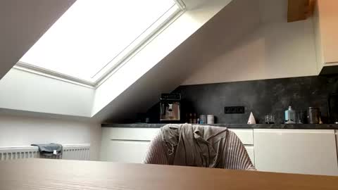 flashi1990 online show from November 1, 2025, 3:36 pm