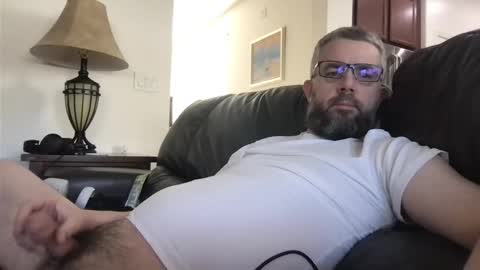 fleas1 online show from December 6, 2024, 9:35 pm