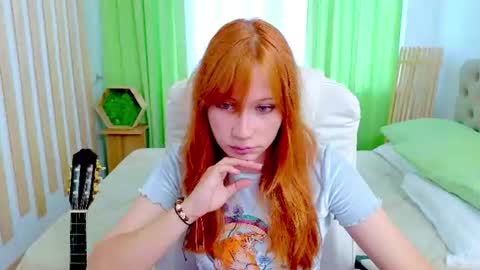 fleur_fox online show from July 27, 2026, 8:54 am