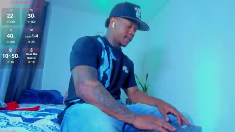 Flex Taylor  online show from February 19, 2026, 6:04 pm