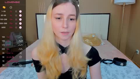 Snapshot of fleximona chatting on January 29, 2025, 9:33 am FlexiMona online show from January 29, 2025, 9:33 am