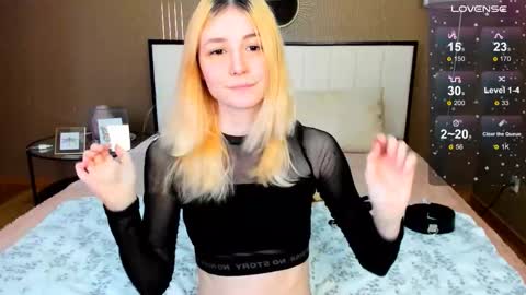 Snapshot of fleximona chatting on October 3, 2025, 9:17 am FlexiMona online show from October 3, 2025, 9:17 am