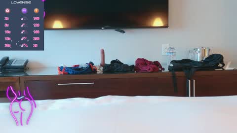 Snapshot of flexybae1997 chatting on October 7, 2025, 9:23 pm FlexyBoy997 online show from October 7, 2025, 9:23 pm