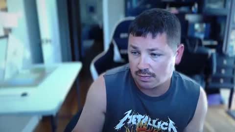 Snapshot of flguy_mike chatting on April 29, 2026, 4:55 pm FL guy online show from April 29, 2026, 4:55 pm