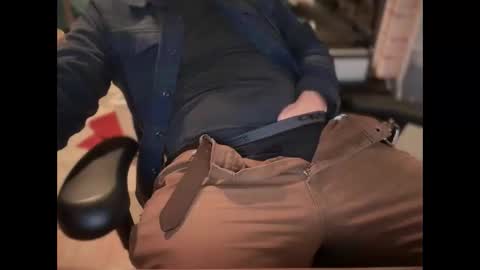 Snapshot of flickyerswitch chatting on October 18, 2025, 8:26 am Monty online show from October 18, 2025, 8:26 am