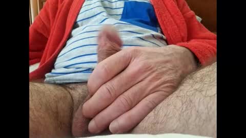 flippe64 online show from March 5, 2025, 8:10 am