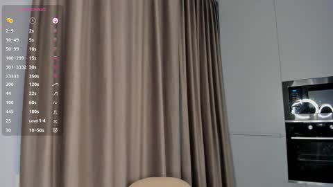 Emely  online show from October 19, 2025, 6:25 am