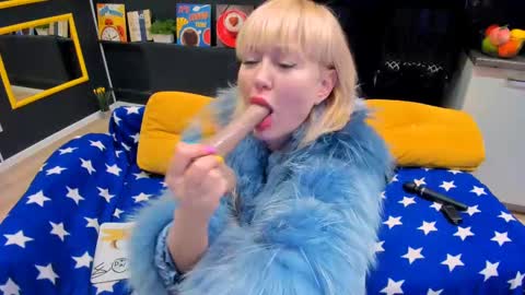 Snapshot of flirtymary chatting on March 1, 2025, 1:22 am Mary online show from March 1, 2025, 1:22 am