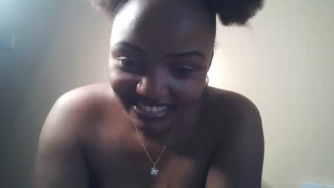 flirtymimie online show from May 16, 2026, 10:36 am