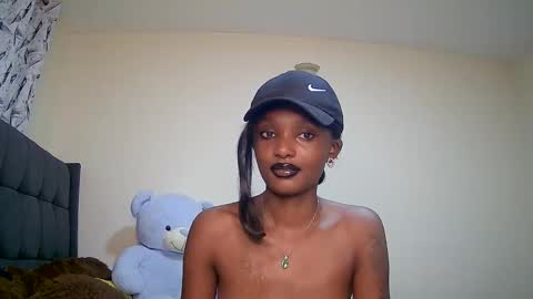 Snapshot of flirtyy_sheery chatting on December 10, 2024, 2:48 am sheery online show from December 10, 2024, 2:48 am