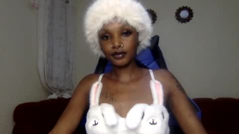 sheery online show from July 29, 2026, 3:37 am