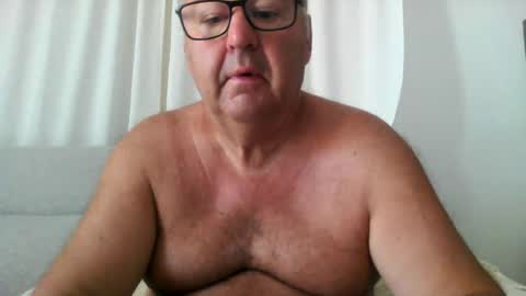 flo221222 online show from July 2, 2026, 2:01 pm