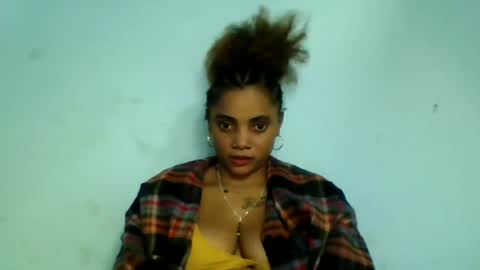 Snapshot of flooreenceee chatting on July 12, 2026, 12:29 pm flooreenceee online show from July 12, 2026, 12:29 pm