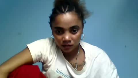 Snapshot of flooreenceee chatting on July 13, 2026, 6:44 pm flooreenceee online show from July 13, 2026, 6:44 pm