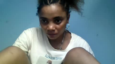 Snapshot of flooreenceee chatting on July 14, 2026, 10:21 am flooreenceee online show from July 14, 2026, 10:21 am