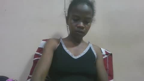 flora48230522373 online show from April 29, 2026, 4:33 pm