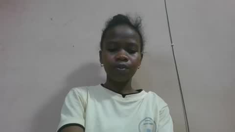 flora48230522373 online show from June 4, 2026, 3:01 am