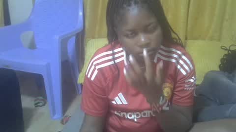 Snapshot of floral_q chatting on July 6, 2026, 10:23 pm Floral online show from July 6, 2026, 10:23 pm