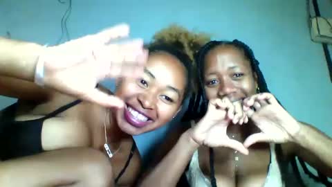 florencia011 online show from February 17, 2025, 6:53 am