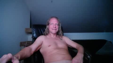 Snapshot of floridacat017 chatting on December 14, 2025, 7:36 am Double-D online show from December 14, 2025, 7:36 am