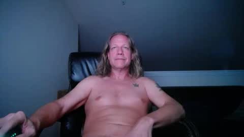 Snapshot of floridacat017 chatting on December 21, 2025, 7:59 am Double-D online show from December 21, 2025, 7:59 am