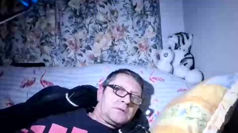 Snapshot of florincar chatting on January 8, 2026, 10:12 pm florincar online show from January 8, 2026, 10:12 pm