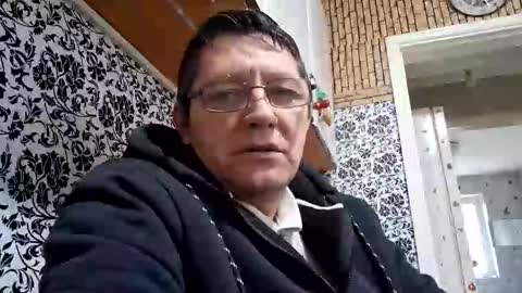 Snapshot of florincar chatting on February 1, 2026, 2:26 pm florincar online show from February 1, 2026, 2:26 pm