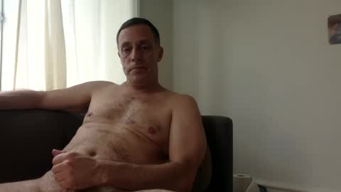 Snapshot of flotbi40 chatting on July 18, 2026, 8:51 am flotbi40 online show from July 18, 2026, 8:51 am