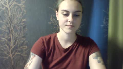 Snapshot of flower_bluee chatting on July 7, 2026, 1:04 pm Ambika 3 online show from July 7, 2026, 1:04 pm