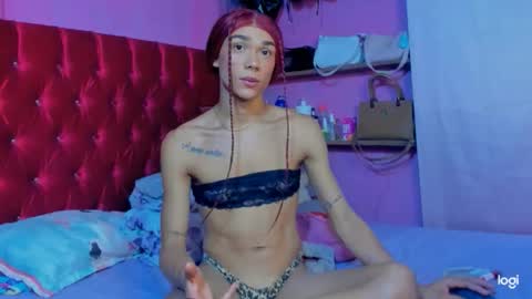 Snapshot of flower_weed chatting on April 14, 2026, 5:13 am Flower weed online show from April 14, 2026, 5:13 am