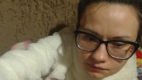 say meow and send tip  online show from January 29, 2025, 12:43 am