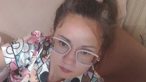 say meow and send tip  online show from May 15, 2026, 11:56 pm