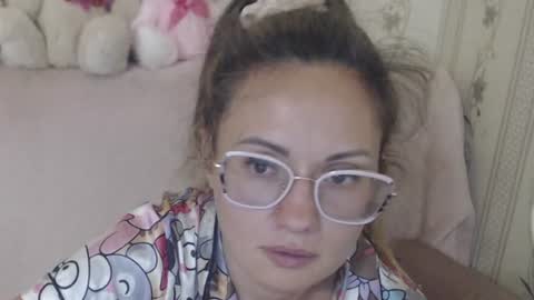 say meow and send tip  online show from July 5, 2026, 2:35 pm