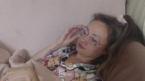 say meow and send tip  online show from July 22, 2026, 8:11 pm