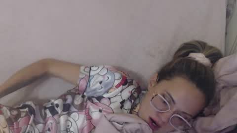 say meow and send tip  online show from July 28, 2026, 10:32 am