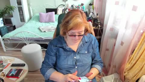 Flowerlower online show from April 7, 2026, 7:31 am