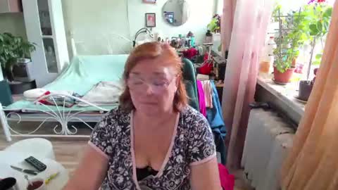 Flowerlower online show from July 19, 2026, 8:07 am